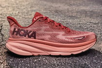 Hoka Clifton 9.