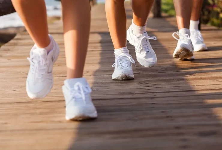 How Many Miles is 30,000 Steps? How Long Should 30K steps take?